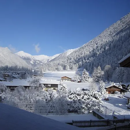 Beausoleil Bed & Breakfast 3*